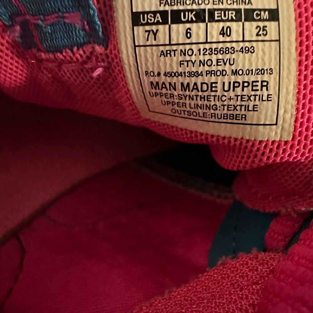 Under Armour Sneakers - Picture 4 of 6